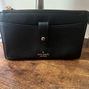 Kate Spade detachable crossbody wallet